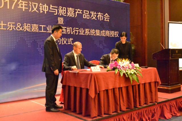 1741237383131680.jpg 640 (5).jpg